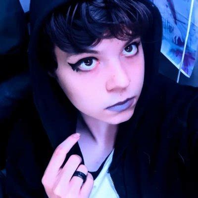 femboy twitter porn|FreakingFemboy (@FreakingFemboy) .